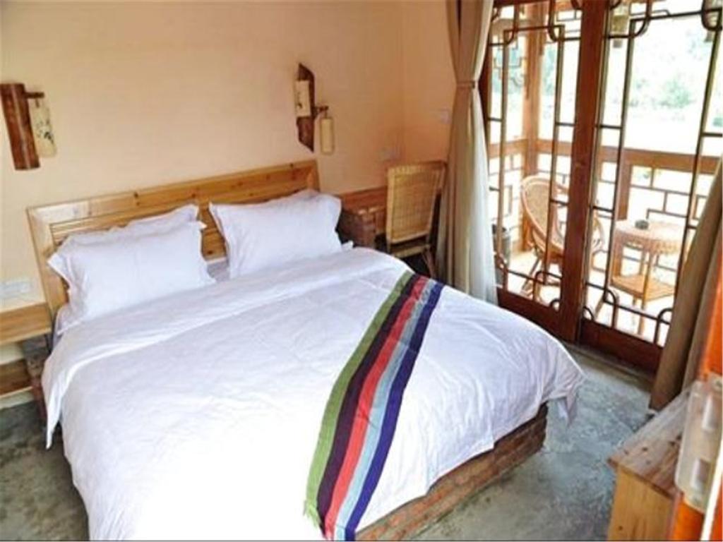 Yangshuo Phoenix Pagoda Fonglou Retreat Екстериор снимка