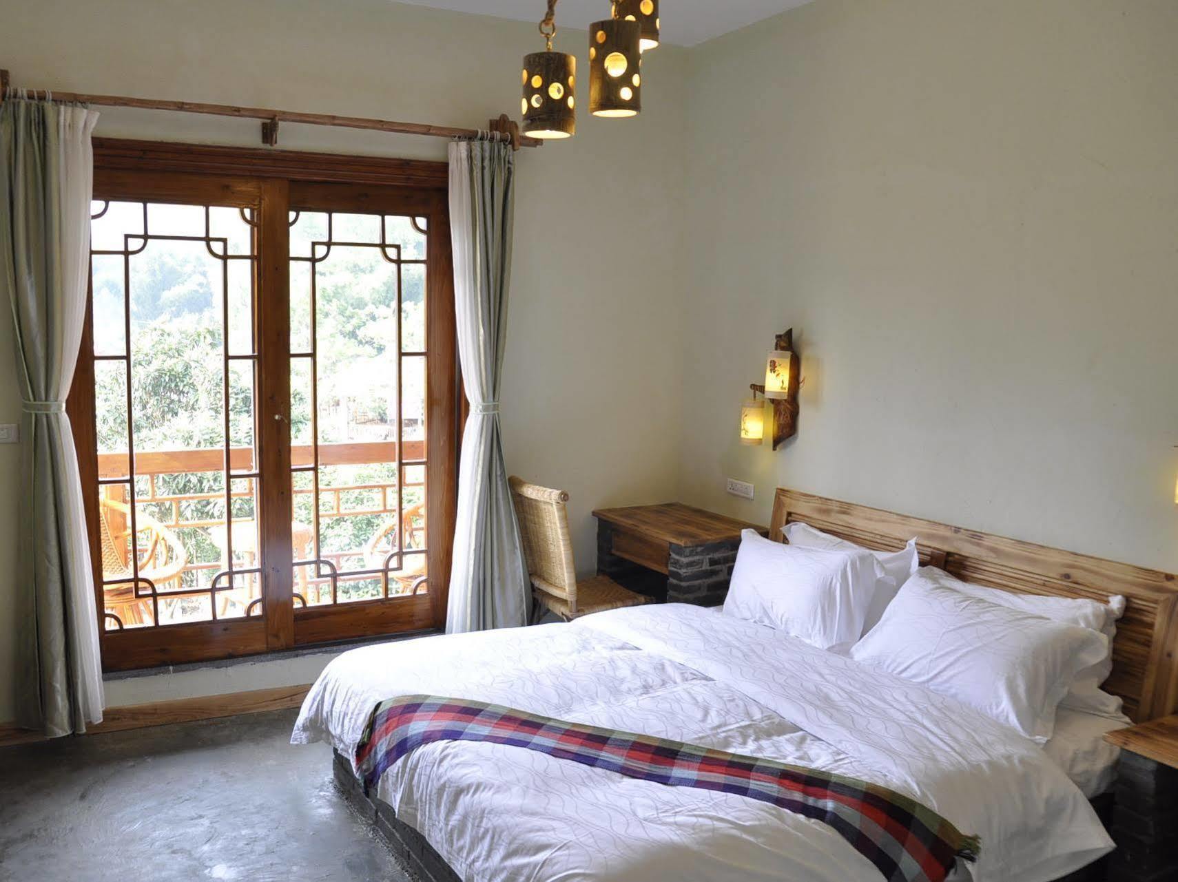 Yangshuo Phoenix Pagoda Fonglou Retreat Екстериор снимка